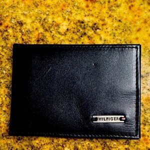 Tommy Hilfiger Black Card Holder